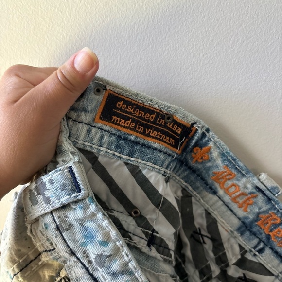 Men’s Rock Revival distressed denim shorts size 42 - Picture 10 of 11